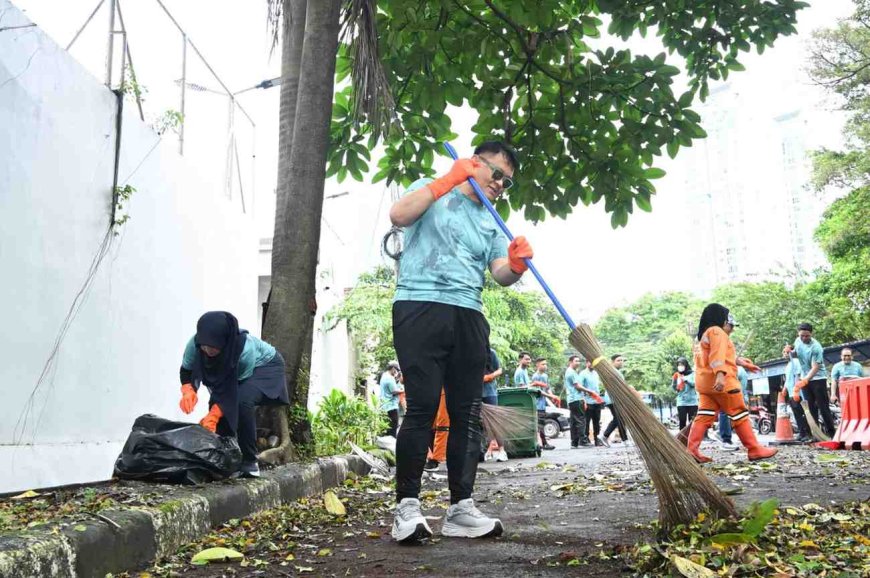 Jasa Raharja Gaungkan Aksi Nasional “Glow Up Lingkungan: Bersih Itu Keren!”, Perkuat Dukungan untuk Gerakan Indonesia ASRI