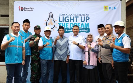Ramadan Penuh Berkah, PLN UID Riau dan Kepri Salurkan Listrik Gratis dari Donasi Pegawai PLN Lewat Light Up The Dream
