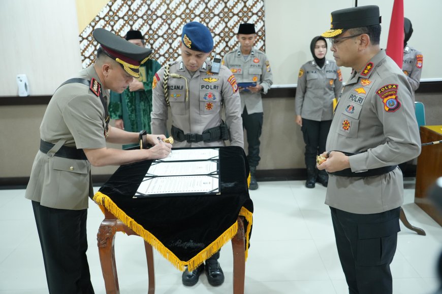 Kapolda DIY Lantik Kombes Pol Adhitya Panji Anom sebagai Kapolresta Sleman, Siap Perkuat Sinergi Jelang Operasi Ketupat Progo 2026