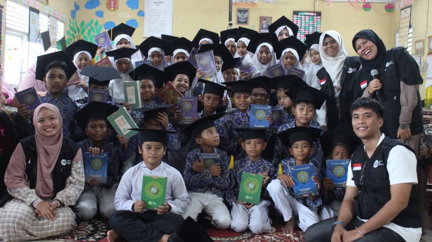 Pesantren Ramadhan IZI dan MFoundation di Koto Kaciak, Bangkitkan Semangat Belajar Anak Terdampak Bencana