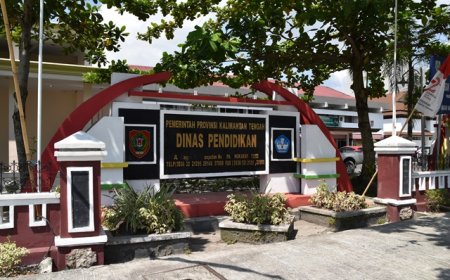 LSM Gugat Disdik Kalteng dan Tiga Kontraktor, Proyek Smart Board Rp600 Miliar Diseret ke Pengadilan