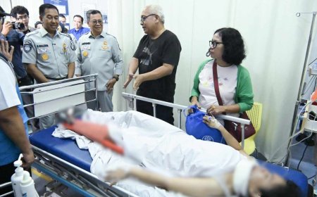 Dirut Jasa Raharja Dampingi Presiden Tinjau Korban Tabrakan KRL dan KA Jarak Jauh di Bekasi