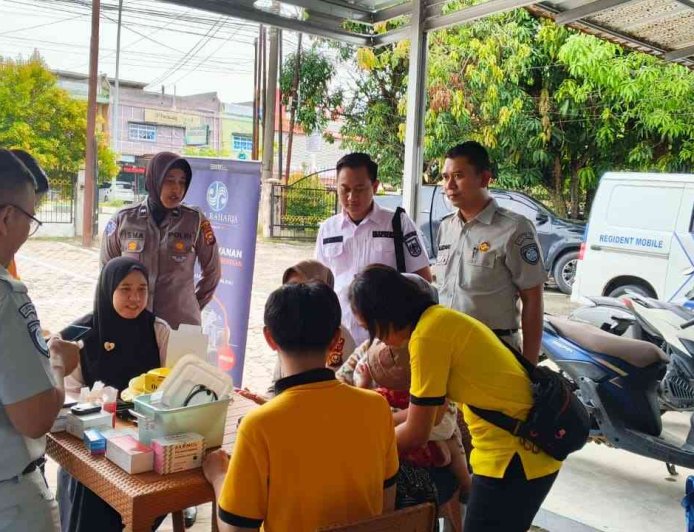 Jasa Raharja Suguhkan Cek Kesehatan Gratis Bagi Wajib Pajak Taat di Samsat Perawang