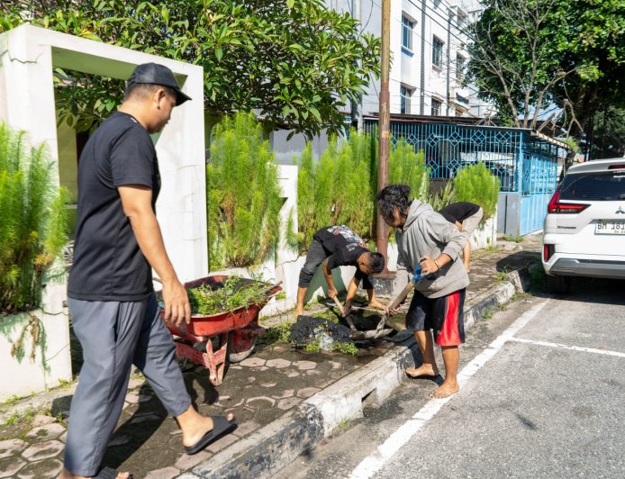 Aliansi Pemuda Senapelan Bersatu Gelar Gotong Royong, Tunjukkan Wajah Baru Pemuda untuk Kemajuan Senapelan