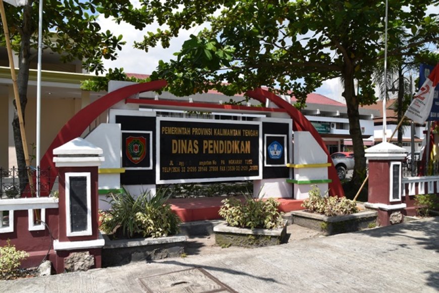 LSM Gugat Disdik Kalteng dan Tiga Kontraktor, Proyek Smart Board Rp600 Miliar Diseret ke Pengadilan