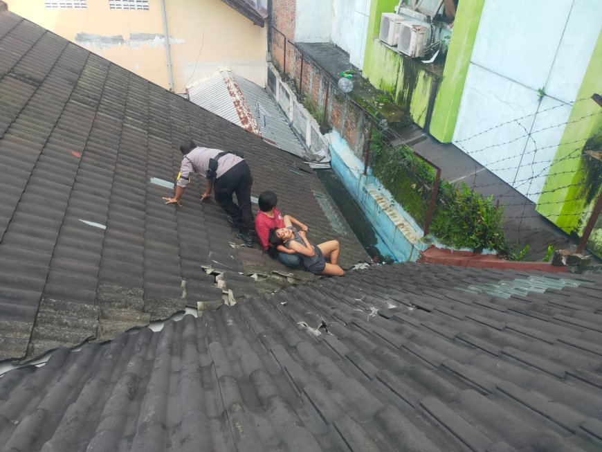 Detik-Detik Penghuni Kos di Sleman Terjatuh dari Lantai Dua, Polisi Imbau Warga Lebih Peka pada Tanda Depresi