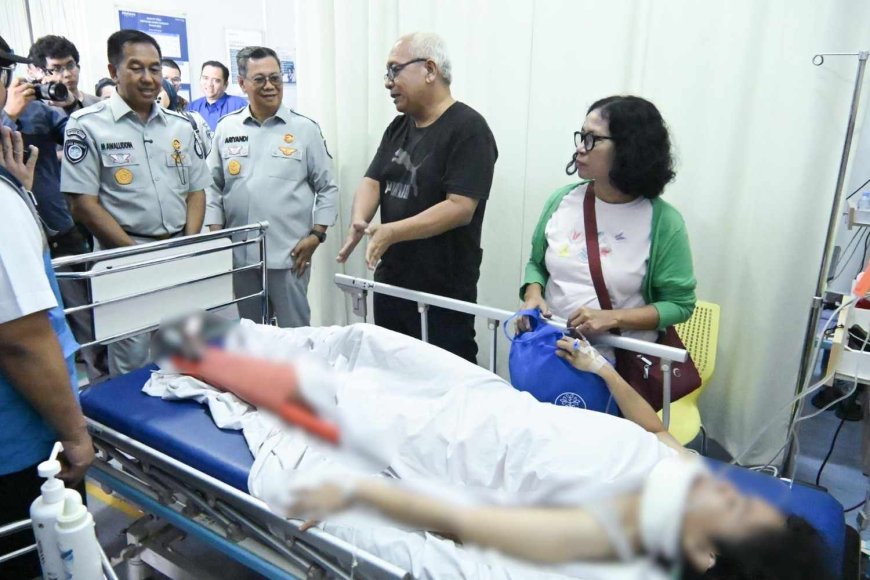 Dirut Jasa Raharja Dampingi Presiden Tinjau Korban Tabrakan KRL dan KA Jarak Jauh di Bekasi