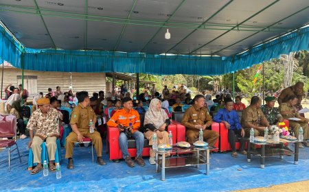 PLN Resmikan Program TJSL Penanaman Bibit Produktif dan Sarana Air Bersih di Talang Gedabu