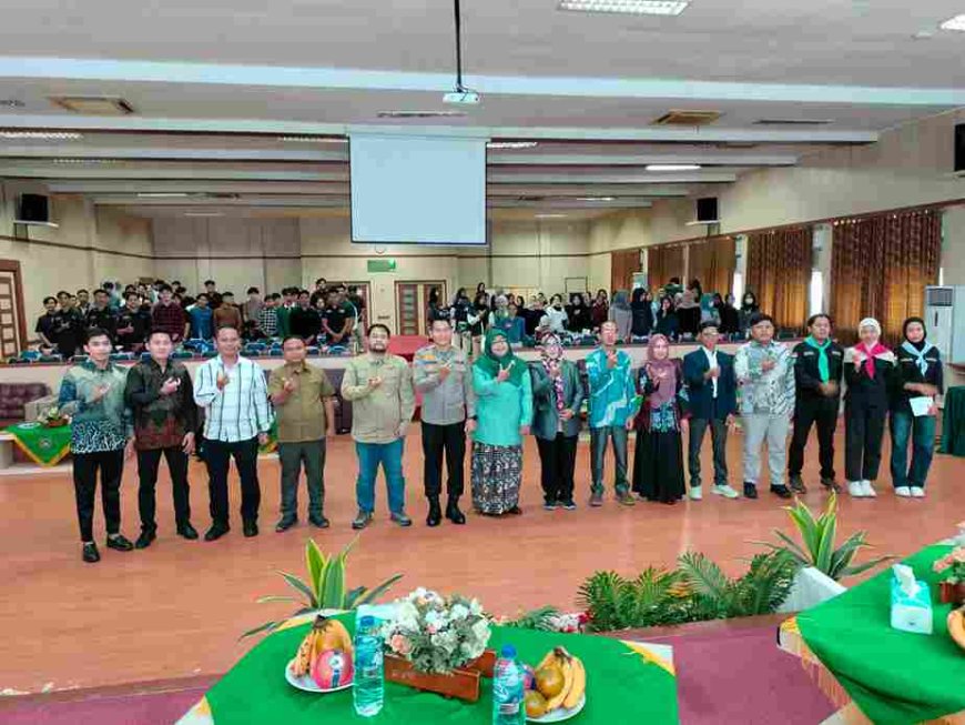 Green Policing dan Peran Mahasiswa Mengemuka dalam Seminar Lingkungan UIR