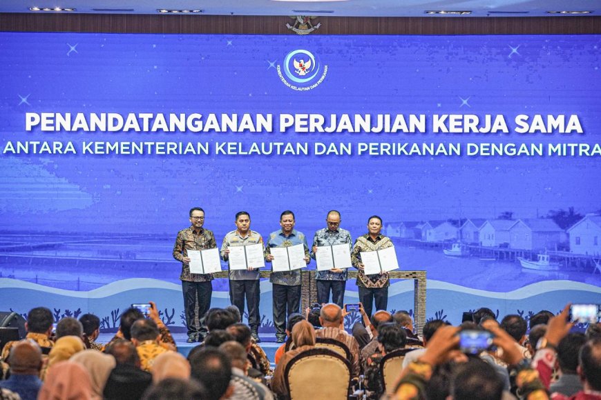 Pertamina Patra Niaga dan KKP Perkuat Sinergi, Pasok Energi untuk Kampung Nelayan Merah Putih