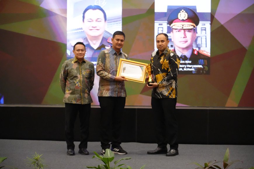 Kapolda DIY Raih Pemred Award 2026, Komitmen Bangun Komunikasi Publik Transparan dan Humanis Tuai Apresiasi