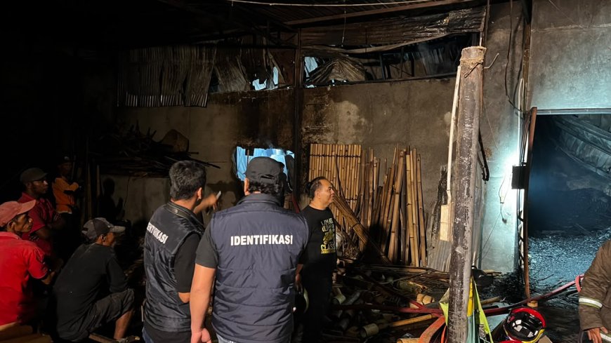 Kebakaran Hanguskan Gudang Produksi Pabrik Bambu di Pleret, Kerugian Ditaksir Lebih dari Rp 1 Miliar